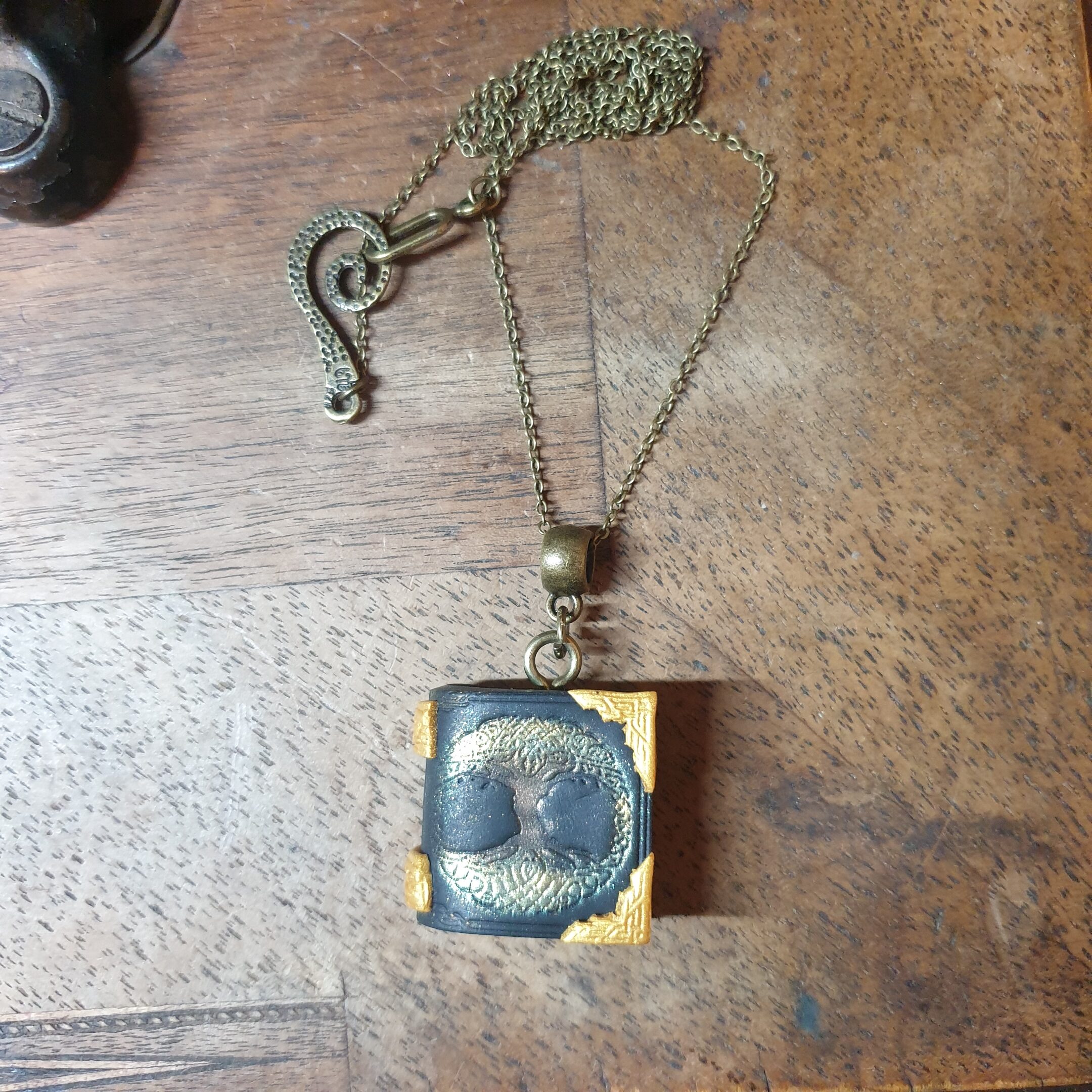 collier pendentif Yggdrasil – Image 2